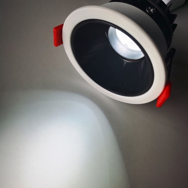 Đèn chóa sâu tourmaline